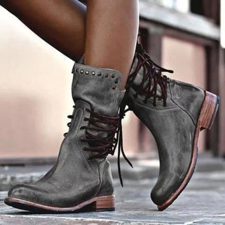 Aruna | Timeless Comfort Shoes
