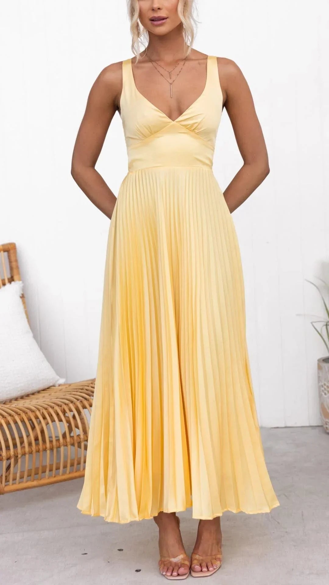Luna | V-Neck Maxi Dress